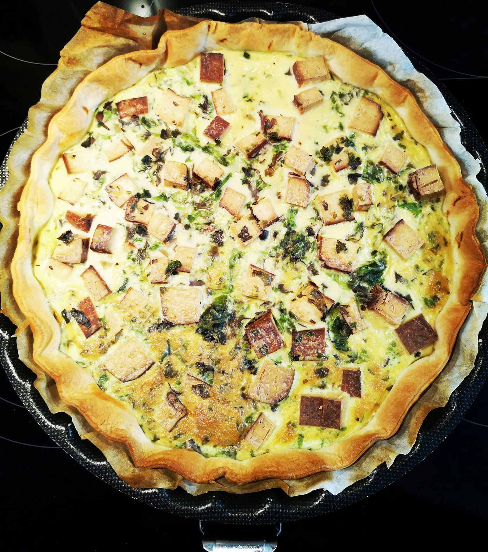 Tarte au tofu fumé et aux algues par Cédric Tarte au tofu fumé et aux algues par Cédric